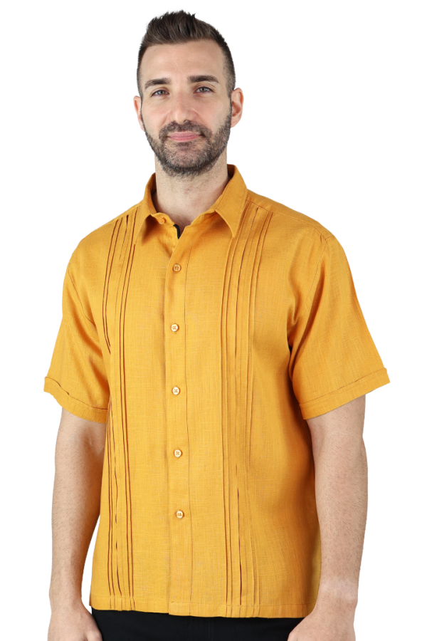 Guayamisa Estilo Clásico Manga Corta Color Mostaza Con Alforza Para Hombre